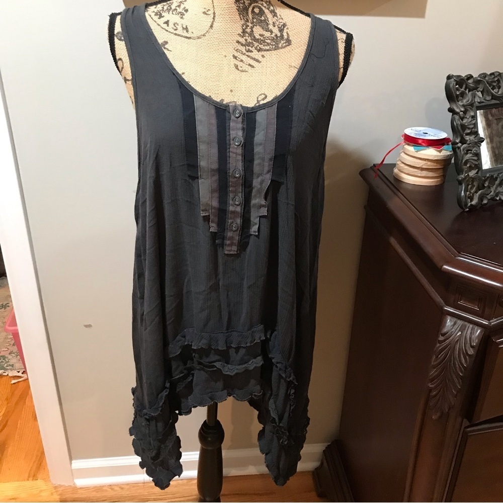 🌸Free People Sleeveless Tunic